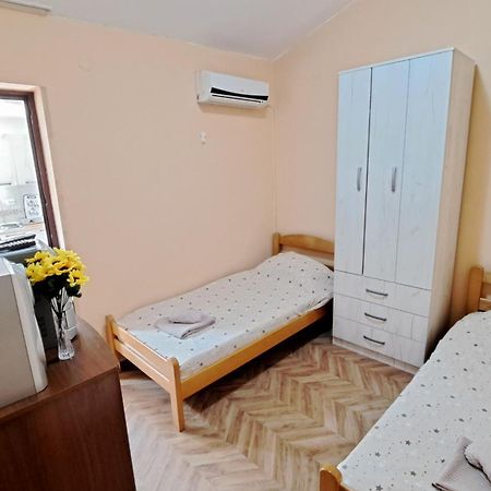 Apartments Skaljari Kotor Ngoại thất bức ảnh